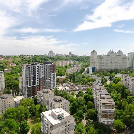 New Apartment Near Railway Station 1A Киев Экстерьер фото